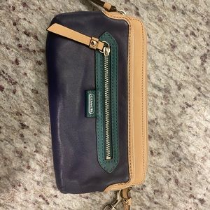 Coach wristlet vintage